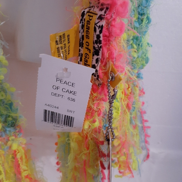 Peace of Cake Multi Color Scarf New - Picture 3 of 4